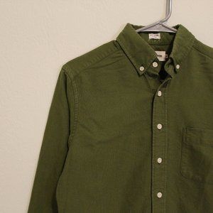 taylor stitch / collared shirt / olive green